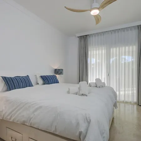 Holiday home Large Ground Floor With Private Garden And Access *