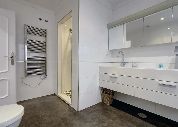 度假居 Large Ground Floor With Private Garden And Access