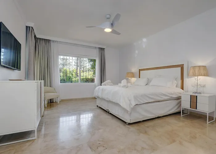 度假居 Large Ground Floor With Private Garden And Access *