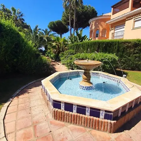 Large Ground Floor With Private Garden And Access *