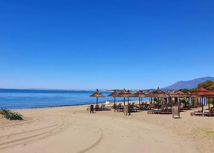 Feriehus Large Ground Floor With Private Garden And Access Estepona