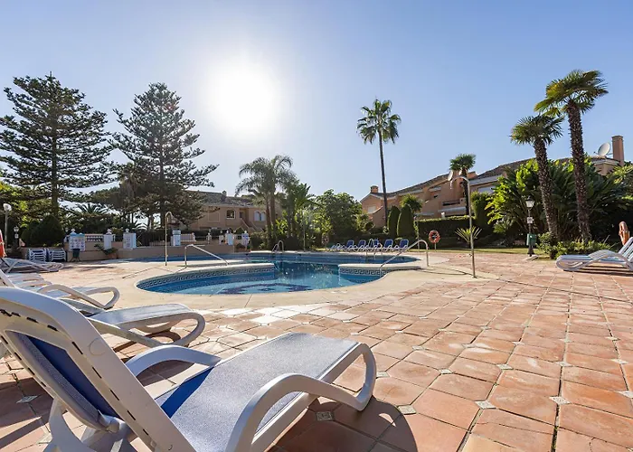Large Ground Floor With Private Garden And Access Estepona